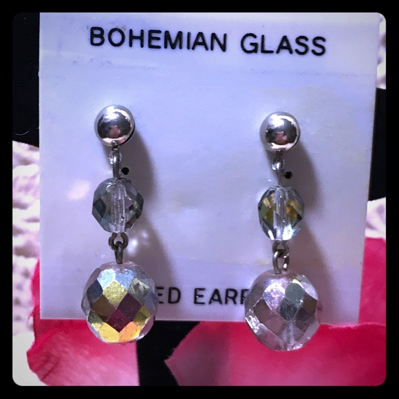 Genuine Vintage Bohemian Glass Pierced earrings beautiful and fabulous! - Picture 1 of 3
